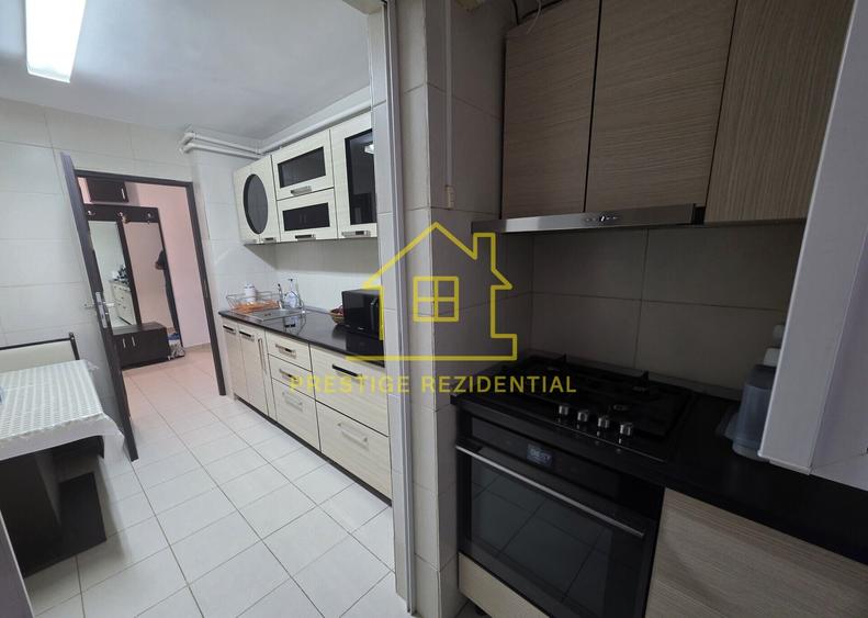 Apartament cu 3 camere decomandat, mobilat în Dristor