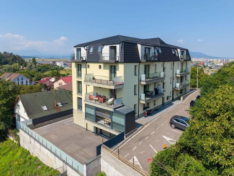 Apartament cu 2 camere, mobilat în Blumăna