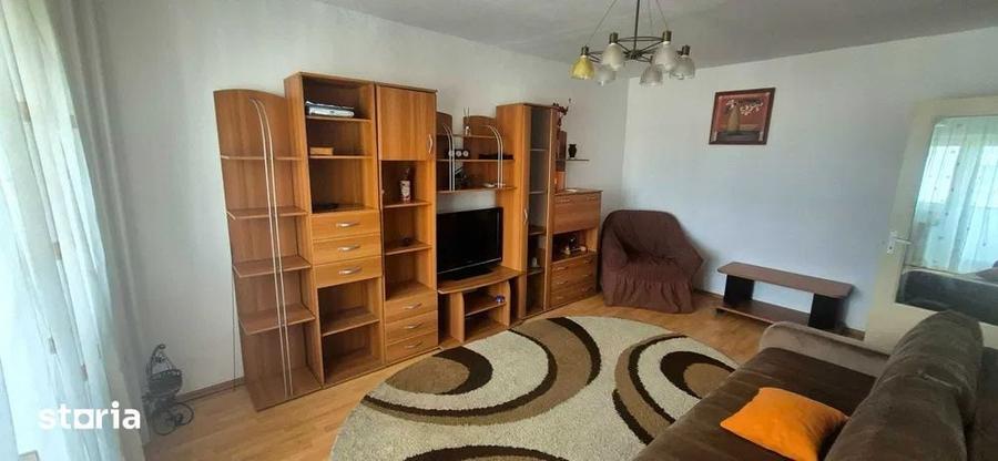 Apartament cu 3 camere în Rahova