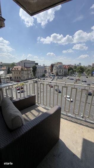 Apartament cu 3 camere semidecomandat în Ultracentral