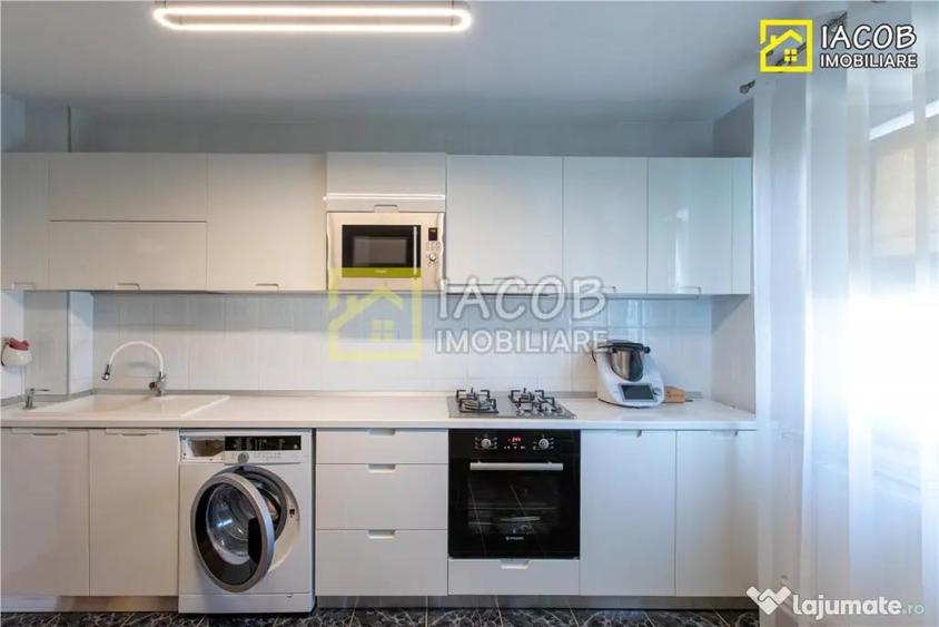 Apartament cu 3 camere decomandat în Central