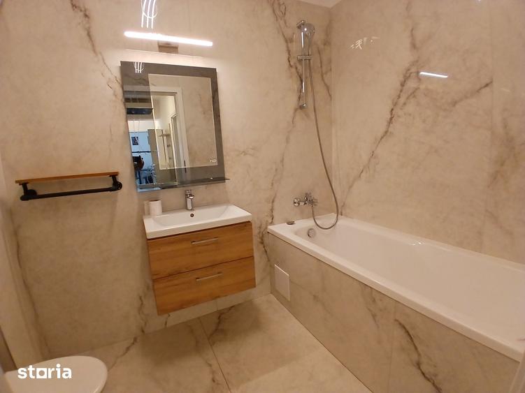 Apartament cu 3 camere decomandat în Berceni