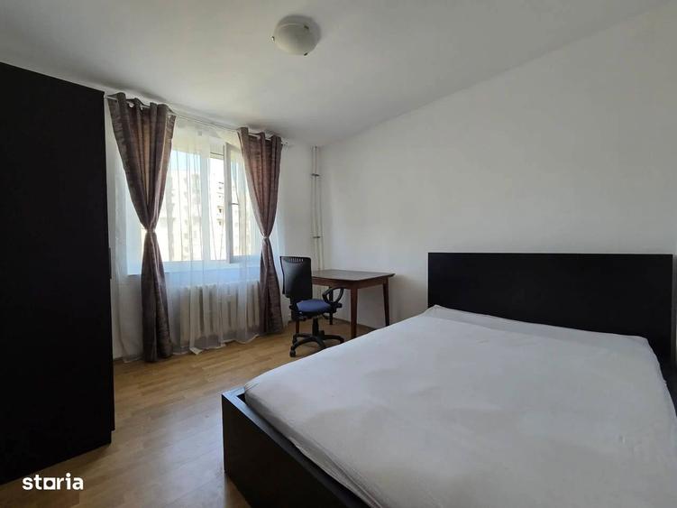 Apartament cu 3 camere decomandat în Titan