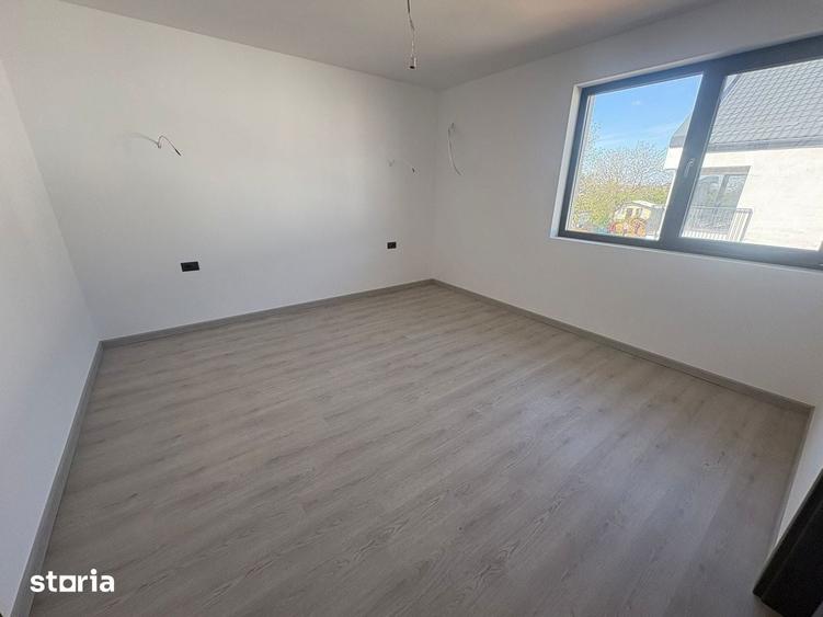 Casă cu 3 camere cu Teren 150 Mp în Central