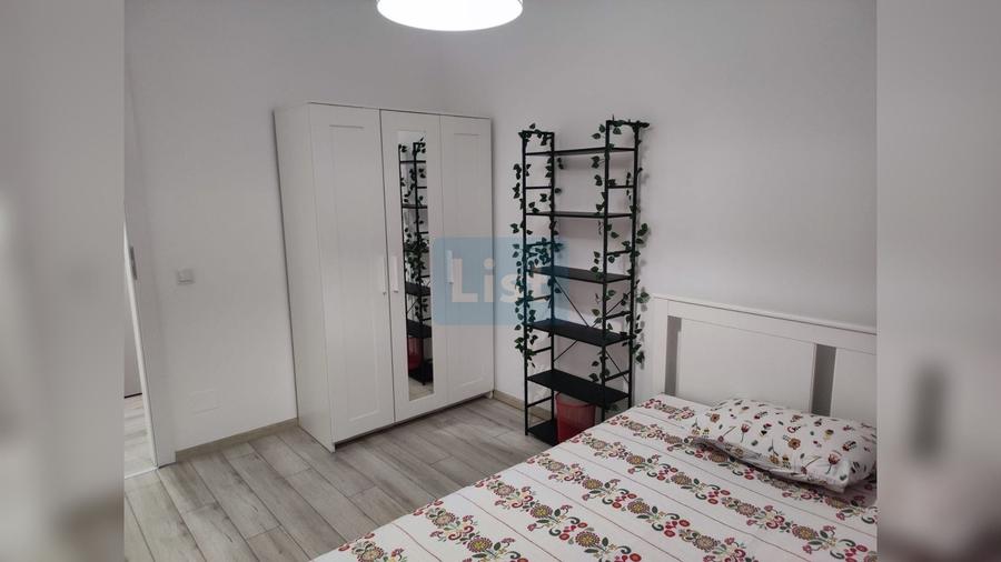 Apartament cu 3 camere semidecomandat în Iris