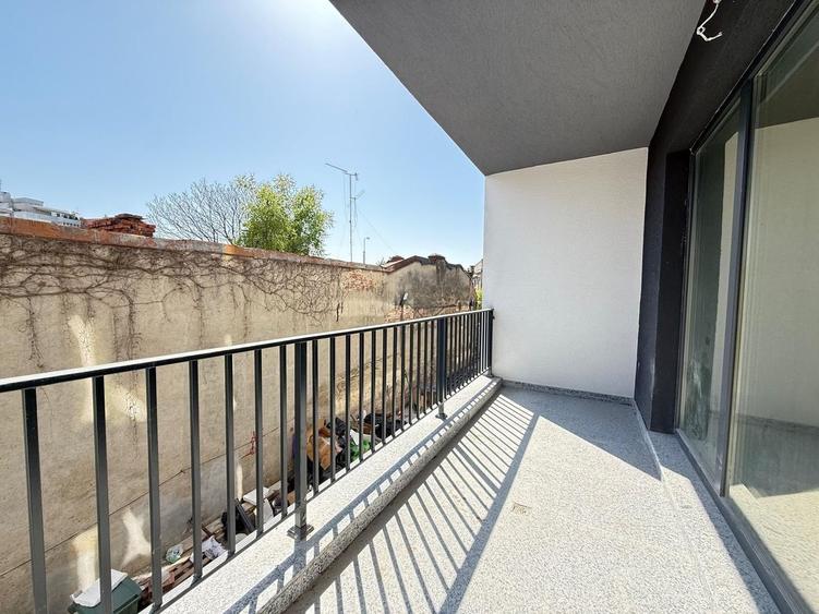 Apartament cu 2 camere decomandat în Eminescu