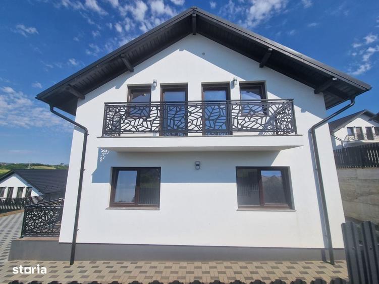 Casă cu 4 camere în Central