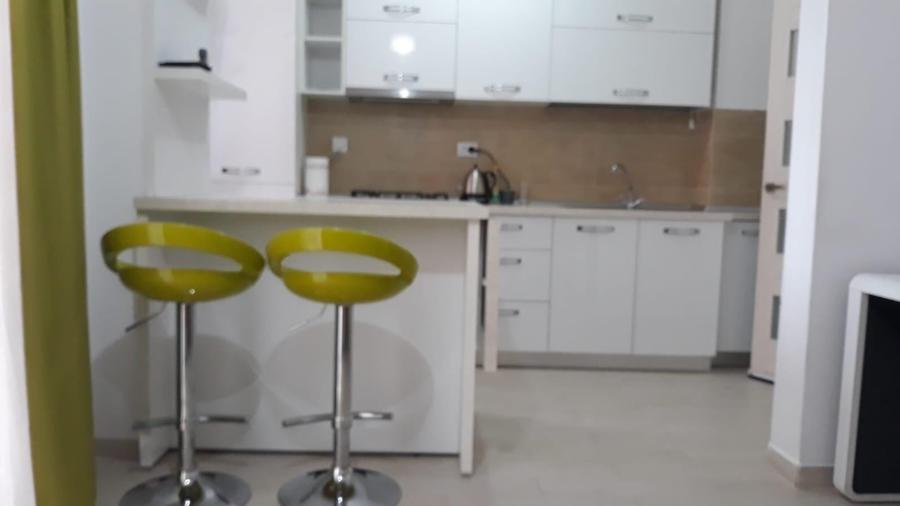 Apartament cu 2 camere semidecomandat în Tudor Vladimirescu