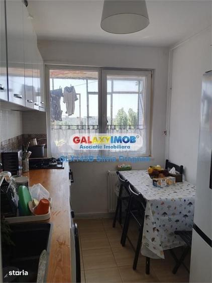 Apartament cu 2 camere semidecomandat în Berceni