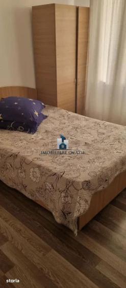 Apartament cu 3 camere semidecomandat în Berceni