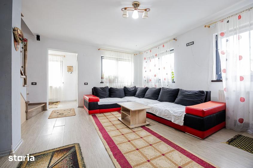 Casă cu 4 camere cu Teren 531 Mp în Tărlungeni