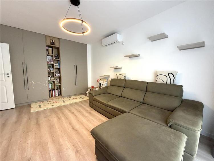 Apartament cu 2 camere decomandat în Cug