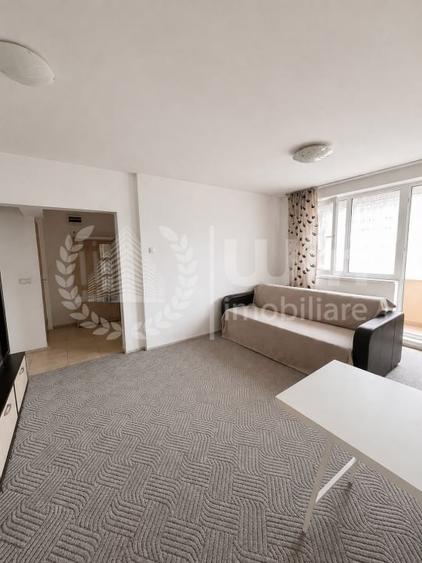 Apartament cu 2 camere semidecomandat, mobilat în Gheorgheni