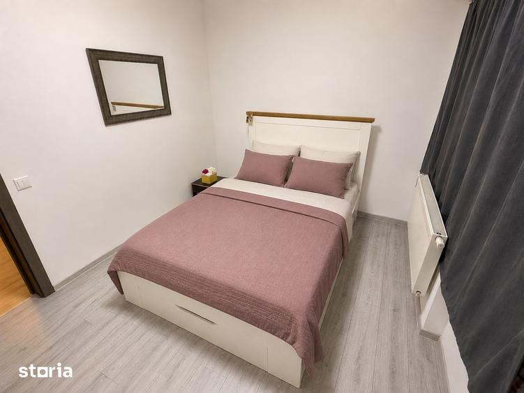 Apartament cu 3 camere semidecomandat în Florești