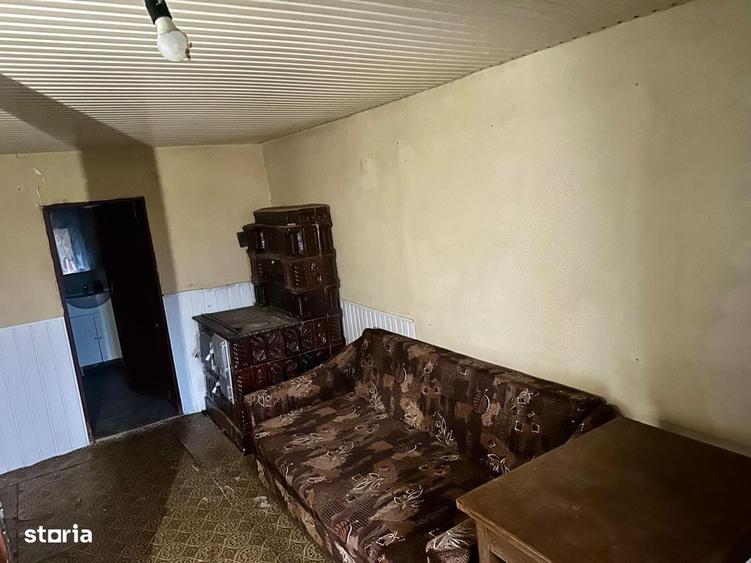 Casă cu 3 camere în Mărtinești