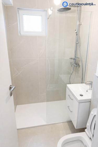 Apartament cu 4 camere în Domnești