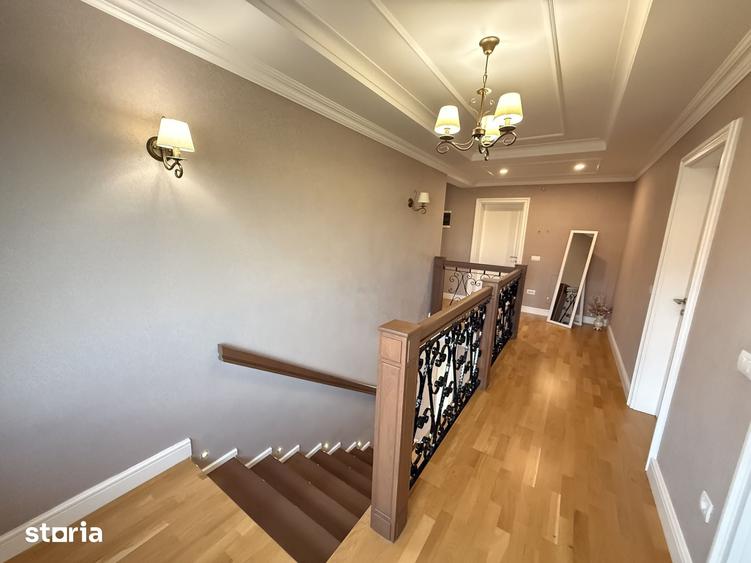 Casă cu 3 camere cu Teren 684 Mp în Sânmartin