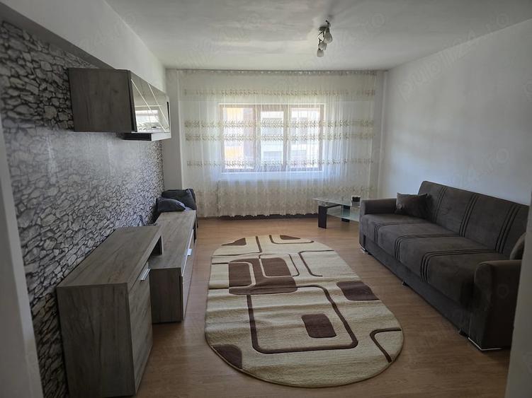 Apartament cu 2 camere decomandat în Orizont