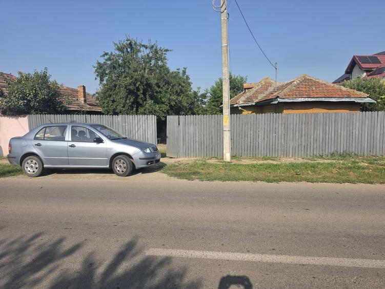 Casă individuală cu 2 camere cu Teren 1100 Mp în Găneasa