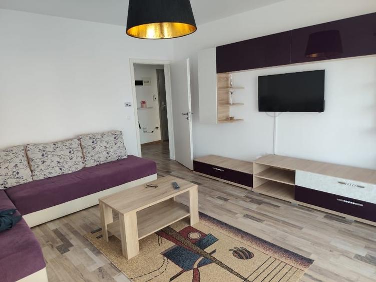 Apartament cu 2 camere decomandat, mobilat în Avantgarden