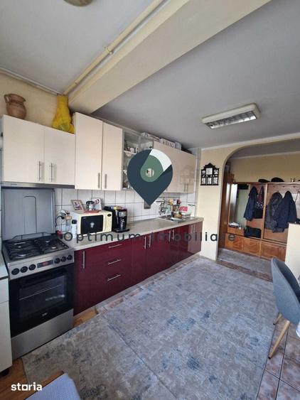 Apartament cu 2 camere decomandat în Între Lacuri