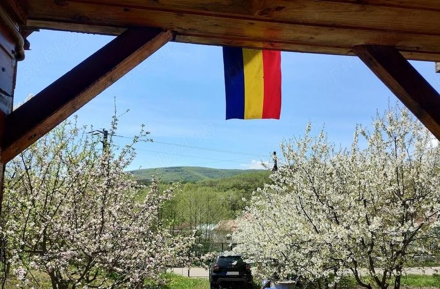 Teren de 1400 mp, în Gârbova