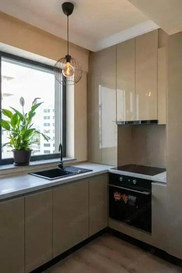 Garsonieră decomandată în Central
