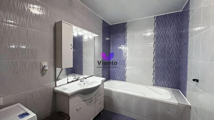 Apartament cu 3 camere decomandat, mobilat în Exterior Sud
