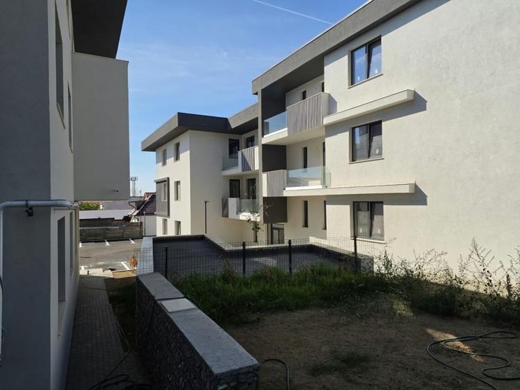 Apartament cu 2 camere decomandat în Rogerius