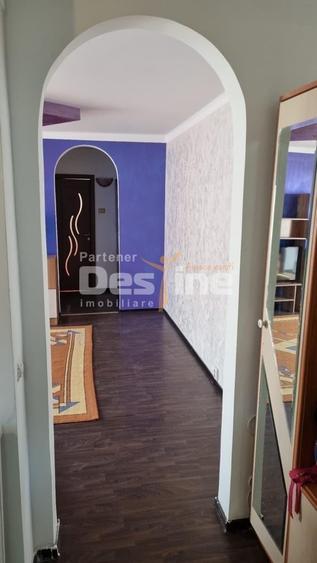 Apartament cu 2 camere semidecomandat în Dâmbovița