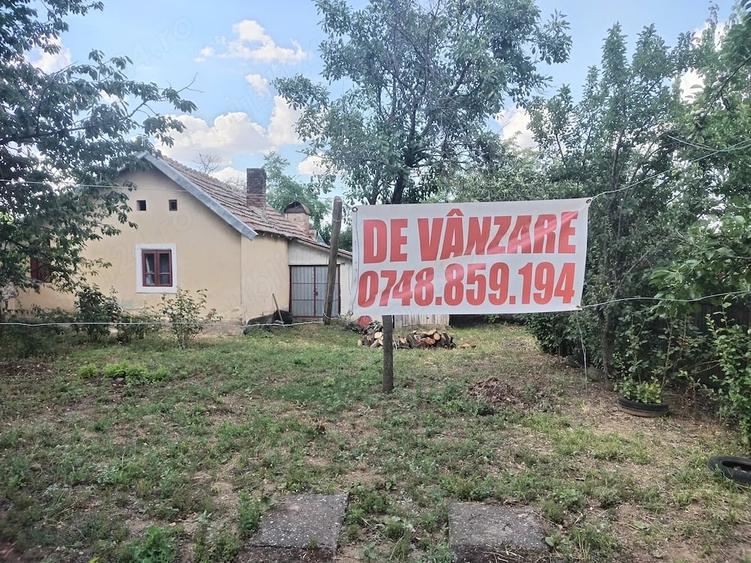 Teren de 1880 mp, în Central