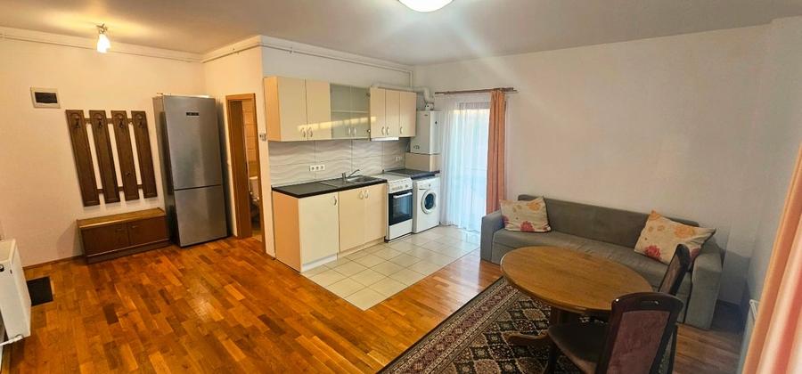 Apartament cu 2 camere decomandat în Zorilor