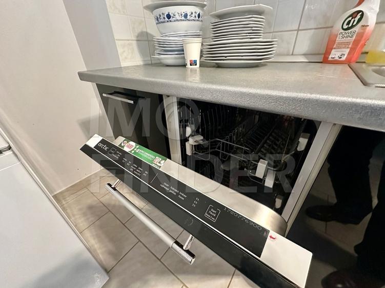 Apartament cu 2 camere semidecomandat, mobilat în Zorilor