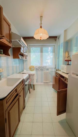 Apartament cu 2 camere decomandat în Drumul Taberei
