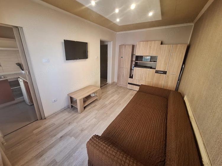 220 euro.Apartament cu 1 camera Et.1 Zona UMT - 2