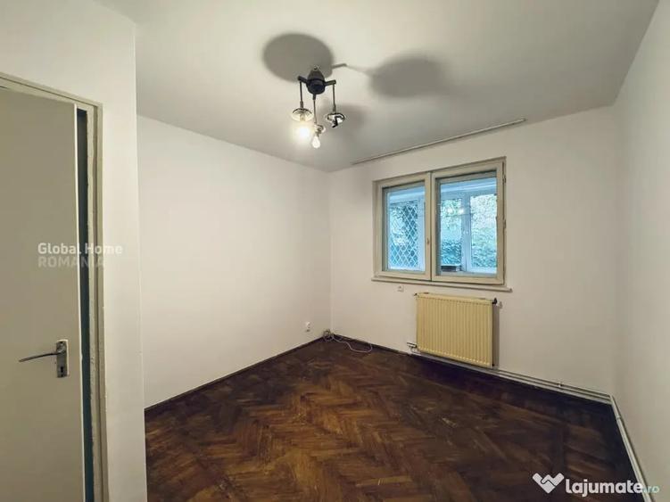 Apartament cu 3 camere semidecomandat în 1 Mai