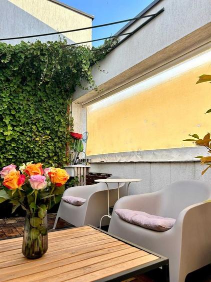 Apartament cu 2 camere semidecomandat în Cățelu