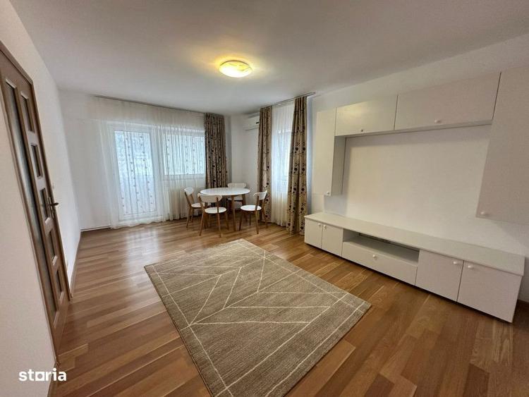 Apartament cu 2 camere decomandat, mobilat în Est