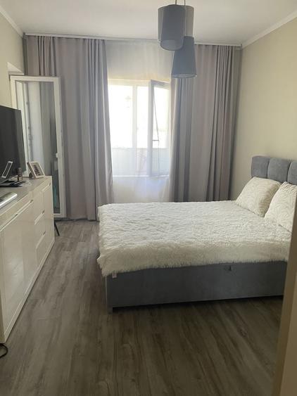 Apartament cu 3 camere decomandat în Giroc