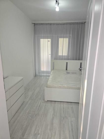 Casă cu 4 camere în Sărărie