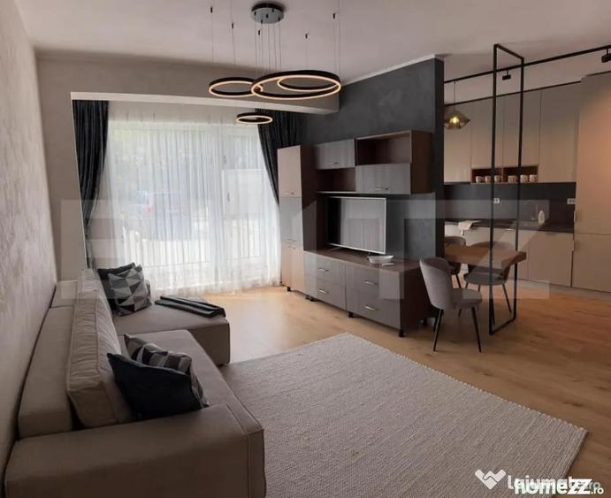 Apartament cu 2 camere decomandat în Central
