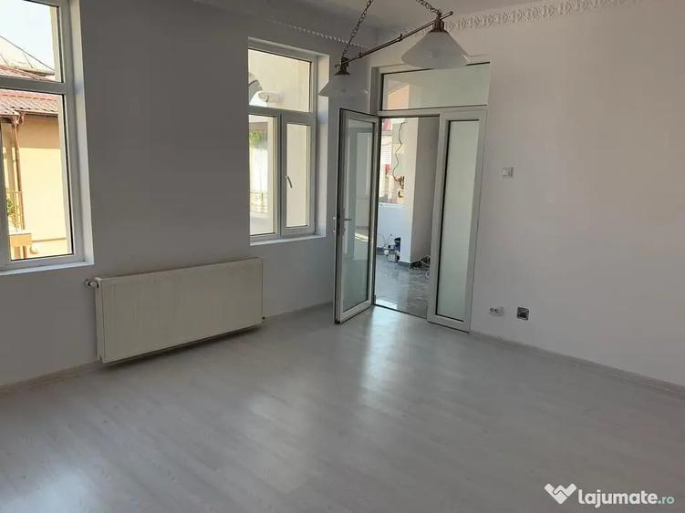 Casa cu destinatie comerciala 335 mp - 17