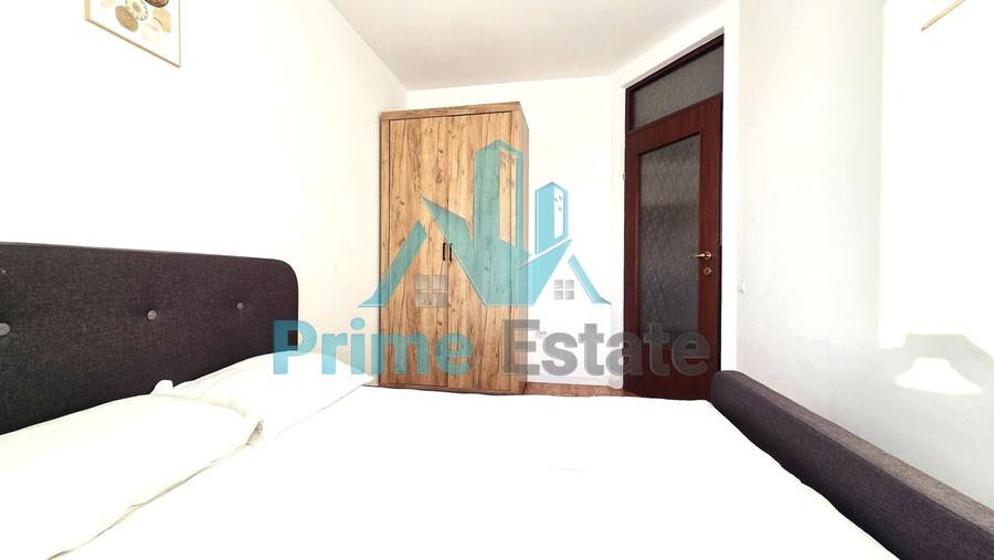 Apartament cu 3 camere semidecomandat, mobilat în Semicentral