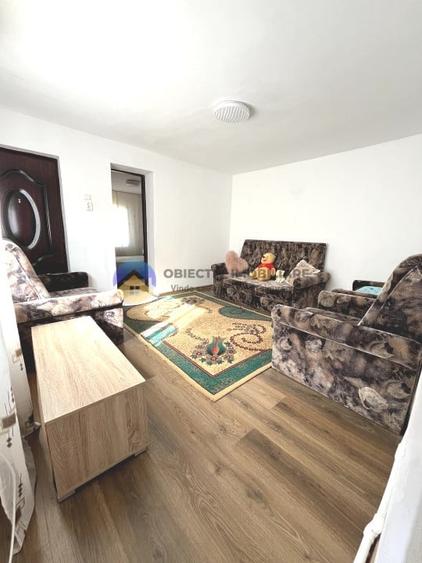 Casă cu 2 camere cu Teren 800 Mp în Ciritei