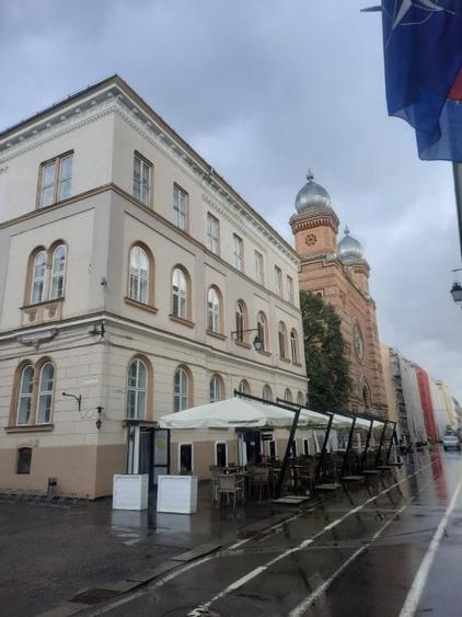 Apartament cu 2 camere semidecomandat în Ultracentral