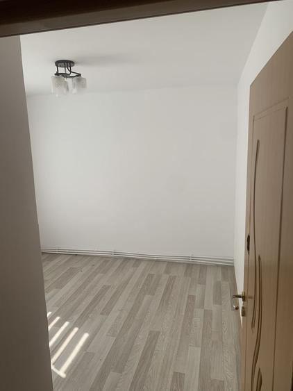 Apartament 3 camere, Sfantul Lazar (Prof Sesan) - 7