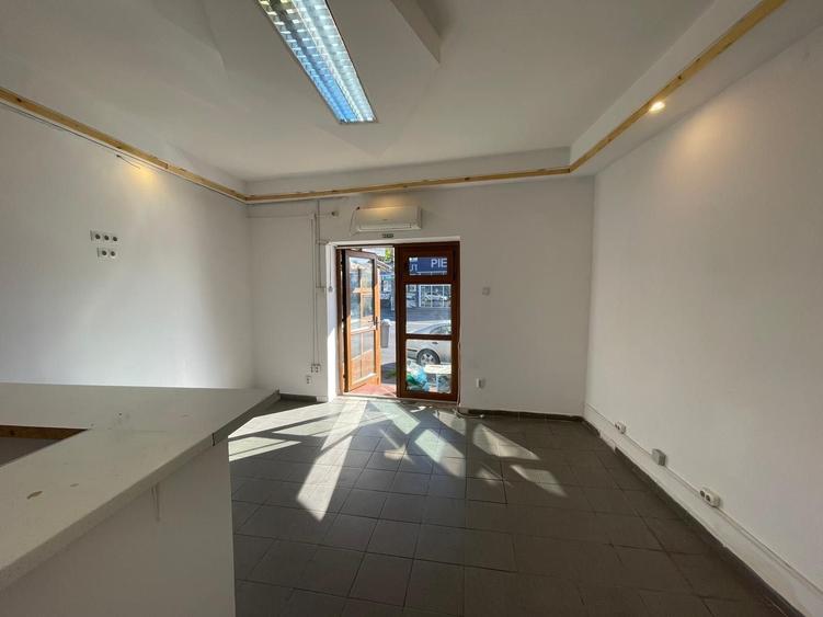 Spațiu comercial, de 22 mp, în Cantacuzino