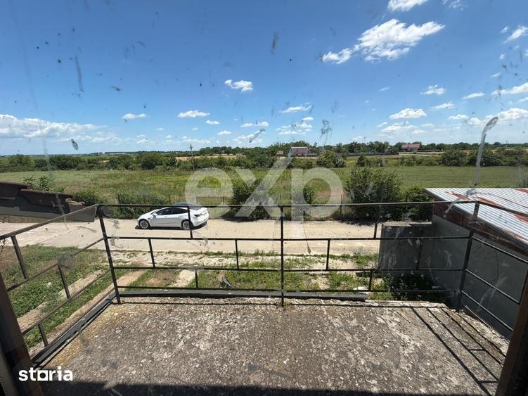 Casă cu 6 camere cu Teren 1000 Mp în Butimanu