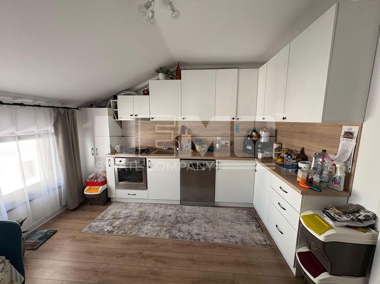 Apartament cu 3 camere decomandat, mobilat în Burdujeni