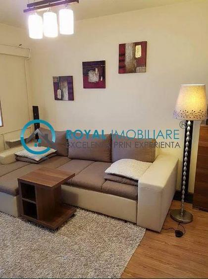 Apartament cu 2 camere decomandat, mobilat în P-ța Mihai Viteazu